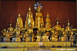 goldene Buddhas