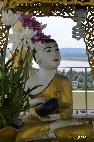 Moulmein Buddha