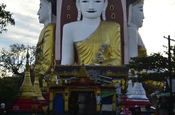Kyaikpun Buddhas in alle vier Himmelsrichtungen, Bago, Myanmar