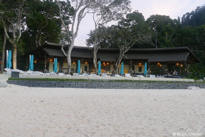 Dämmerung Awei Pila Resort