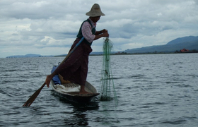 Einbeinruderer Inle See Myanmar