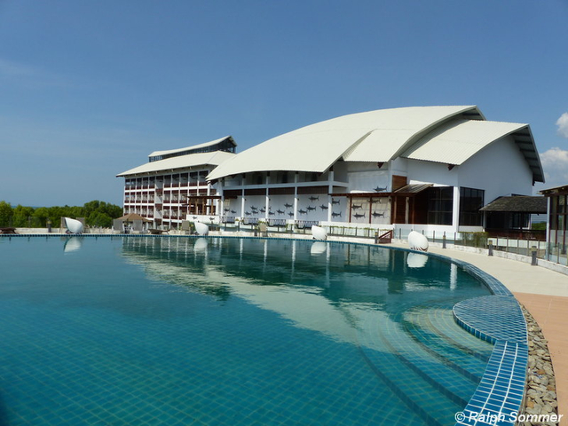 Pearl Laguna Resort Hotel, Myanmar
